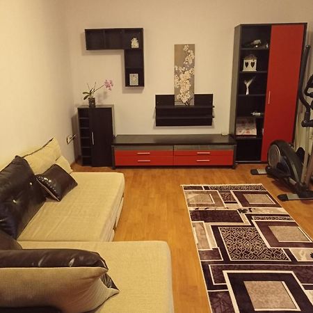 Apartament Bed and Breakfast Floreşti Esterno foto